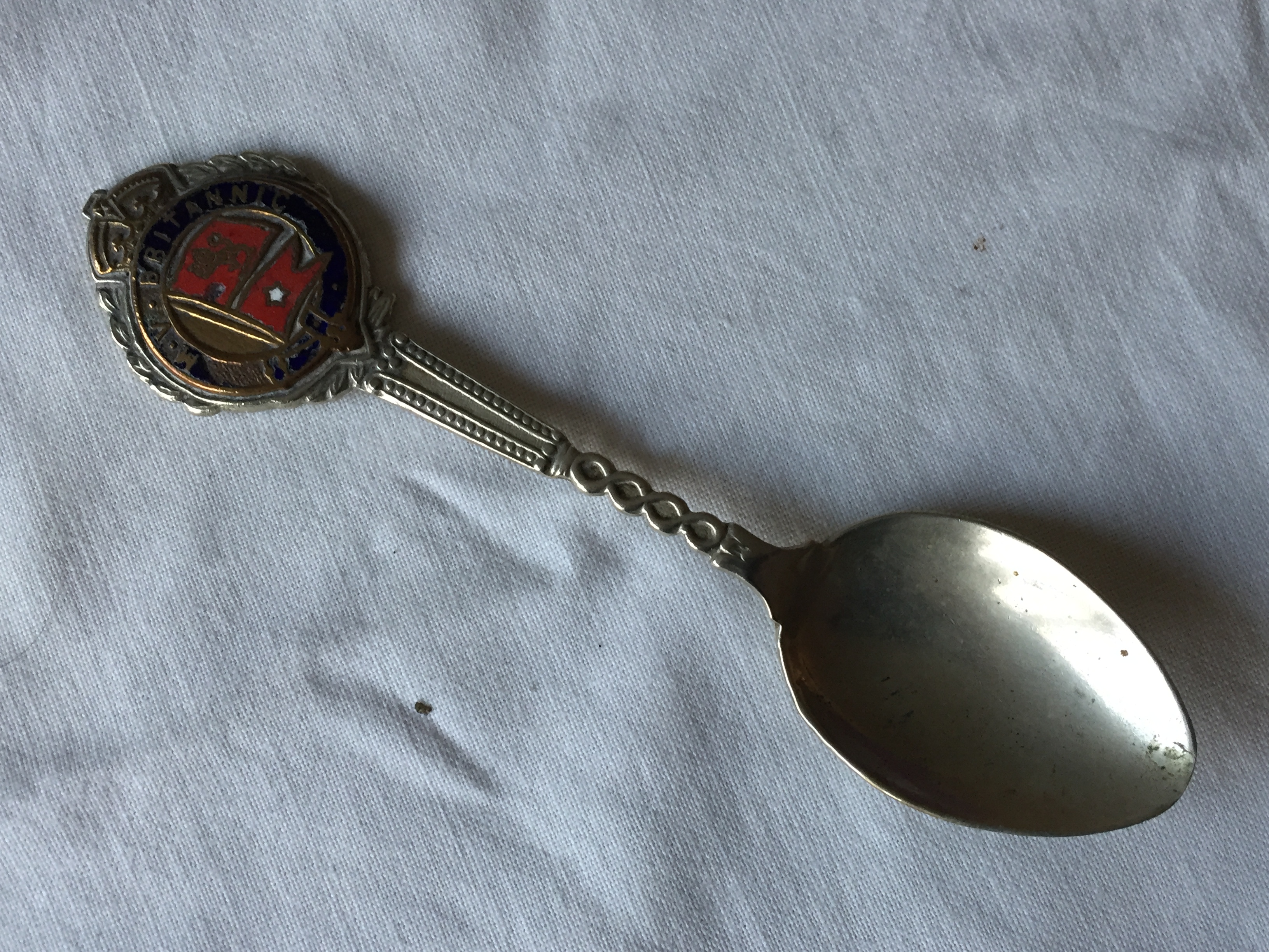 VERY RARE AND VERY EARLY SOUVENIR SPOON FROM THE WHITE STAR LINE VESSEL MV BRITANNIC 